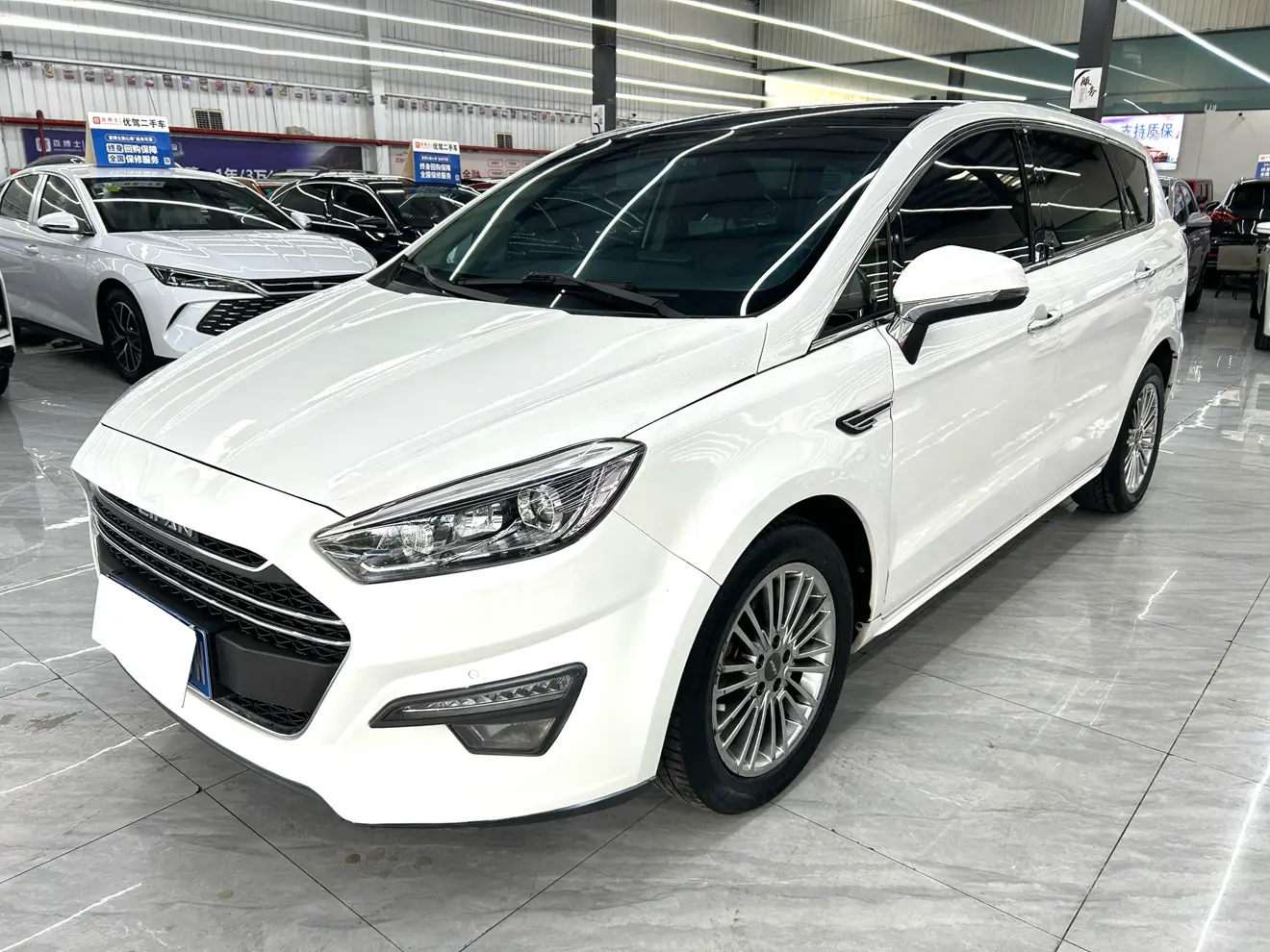 Lifan Xuanlang  из Китая