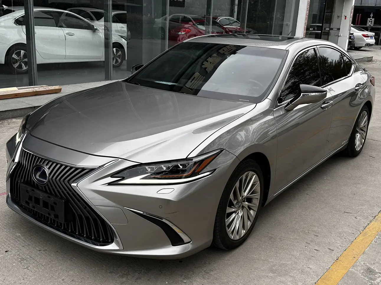 Lexus ES