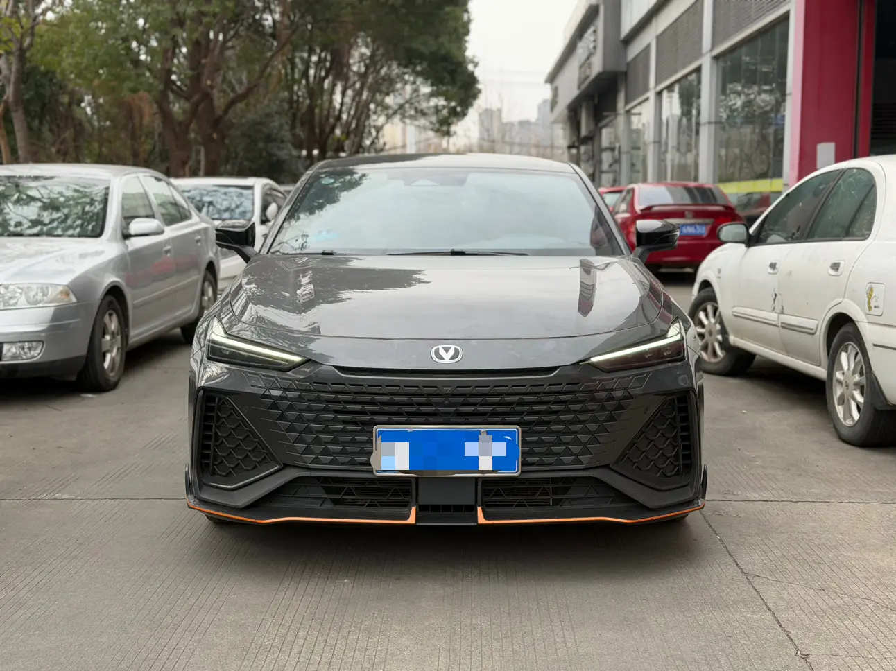 Changan UNI-V  из Китая
