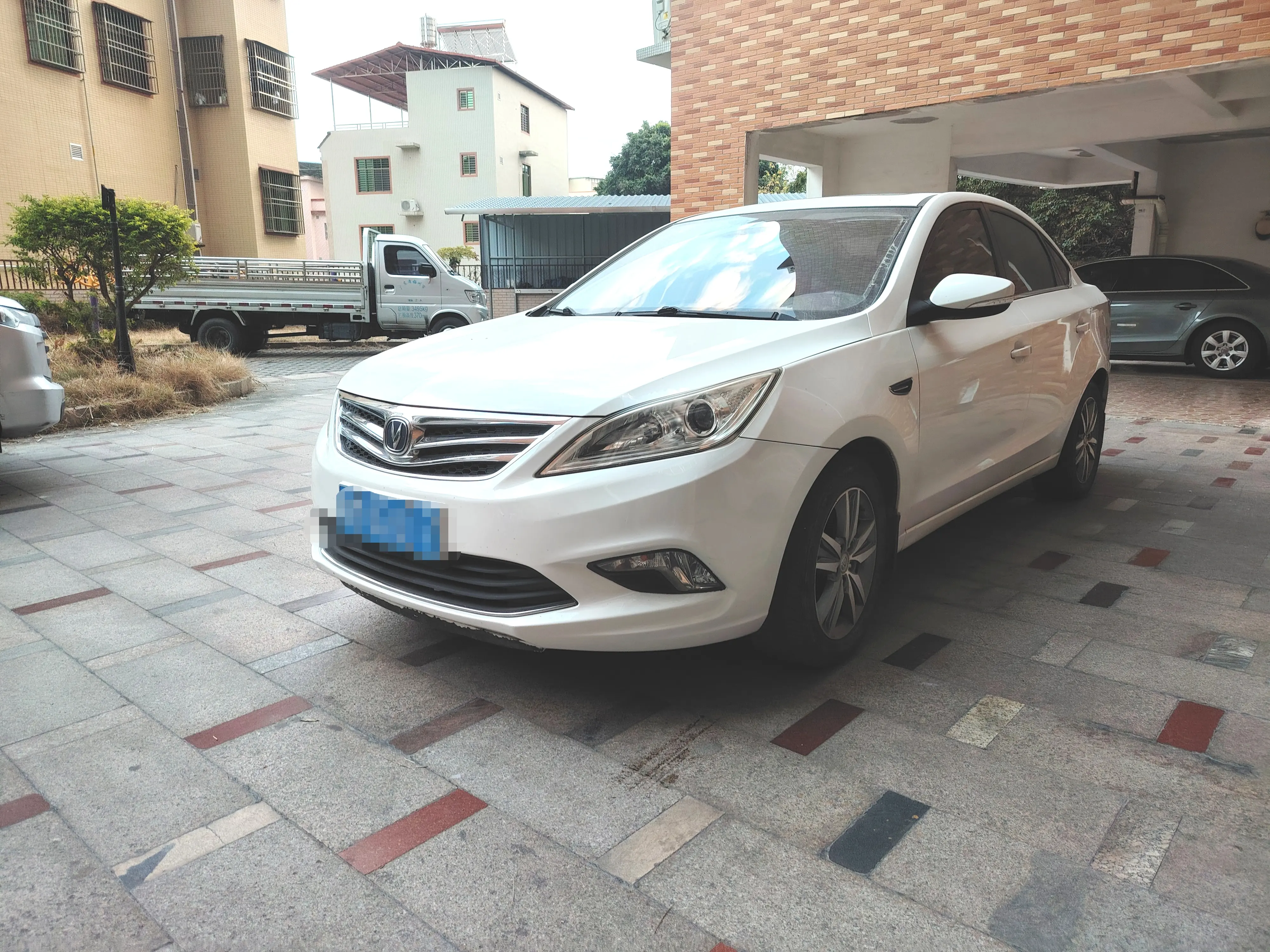 Changan Escape  из Китая