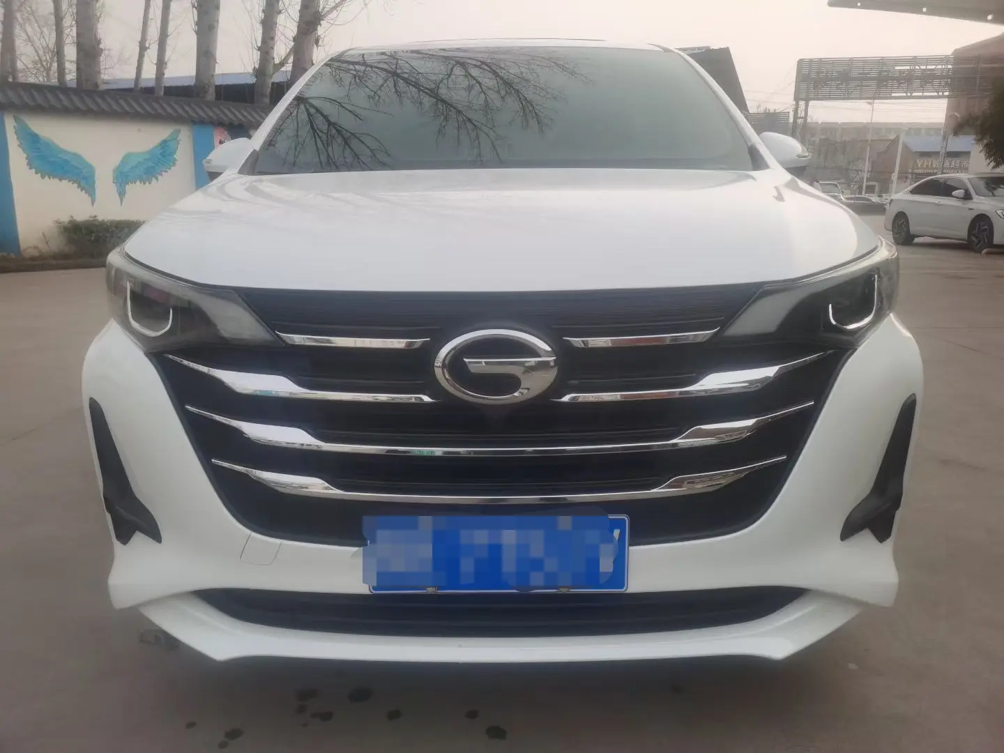 GAC Trumpchi M6  из Китая