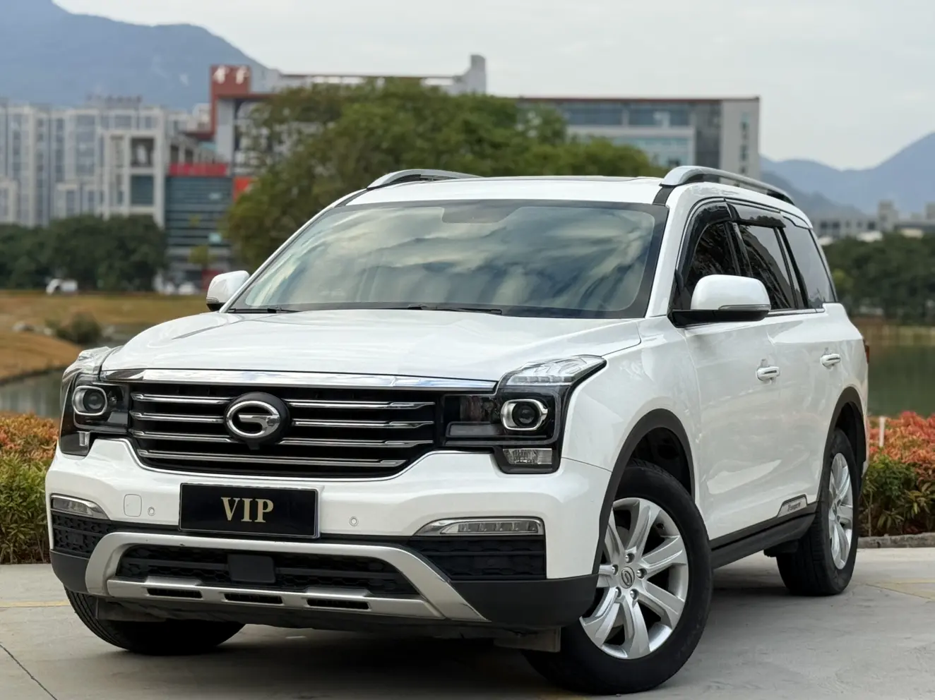 GAC Trumpchi GS8  из Китая