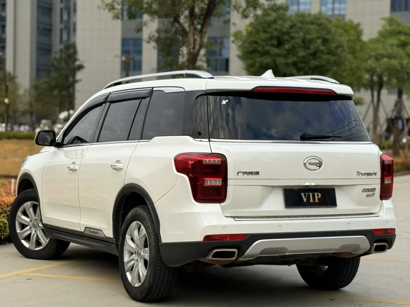 GAC Trumpchi GS8  из Китая