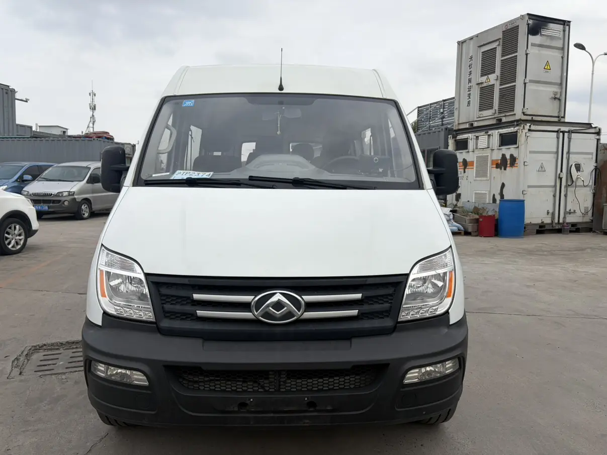 Datong Xintu V80  из Китая