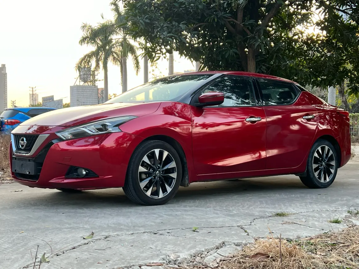 Nissan Bluebird  из Китая