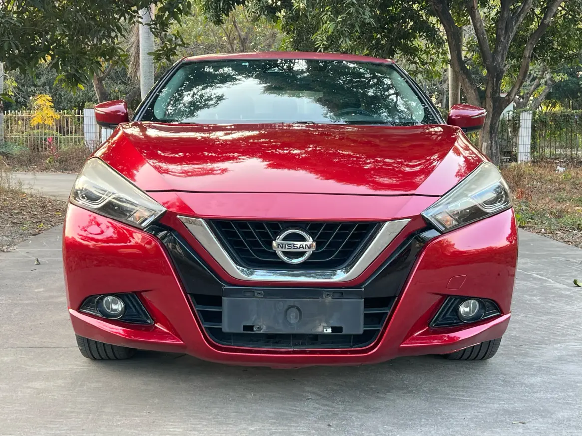 Nissan Bluebird  из Китая