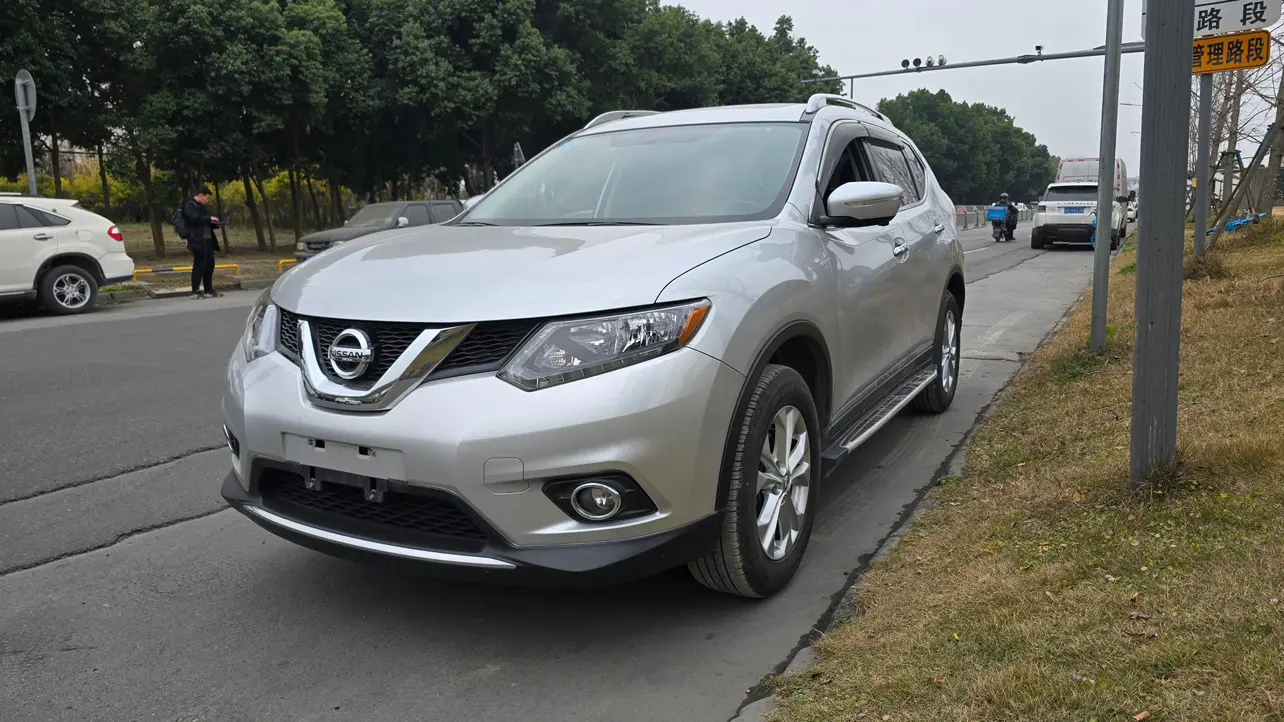 Nissan X-Trail (Qijun)  из Китая