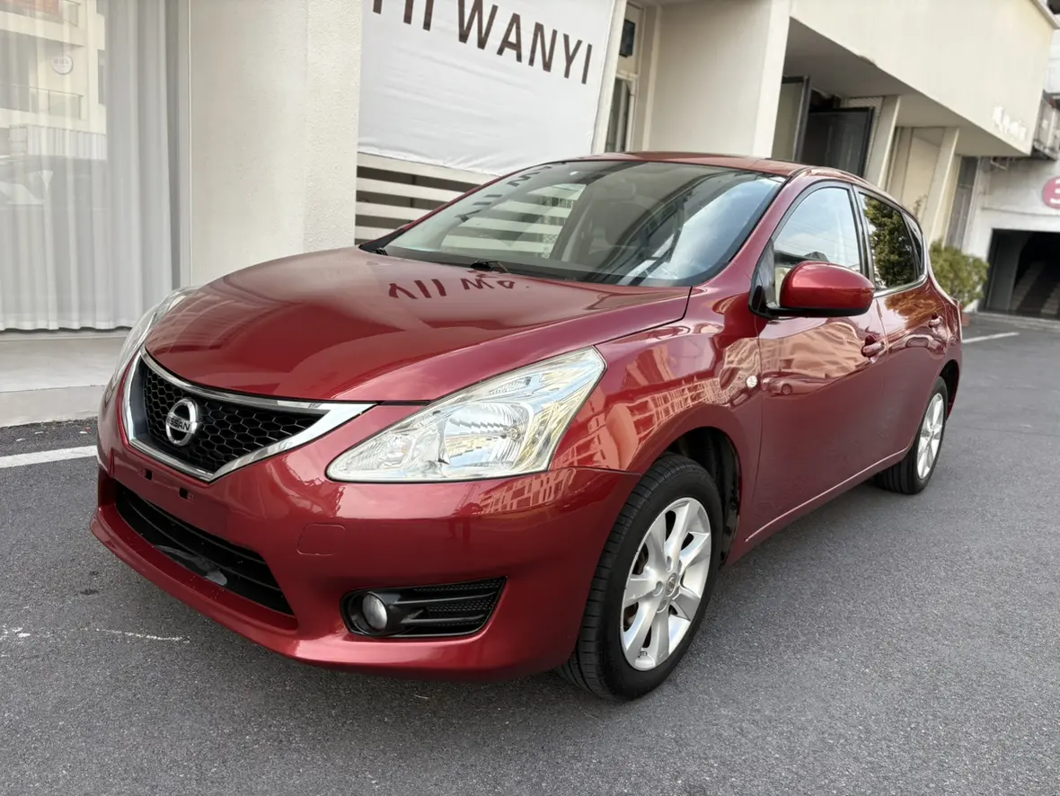 Nissan Tiida  из Китая