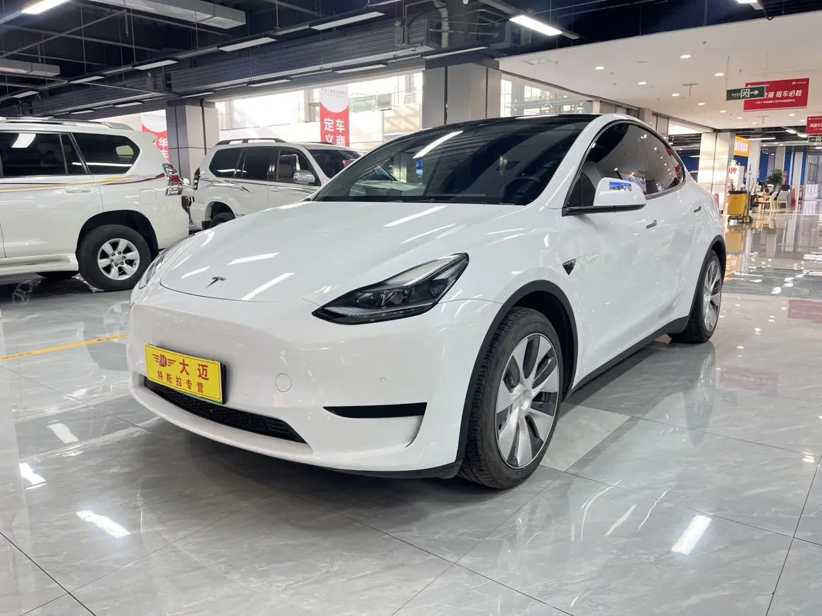 Tesla Model Y  из Китая