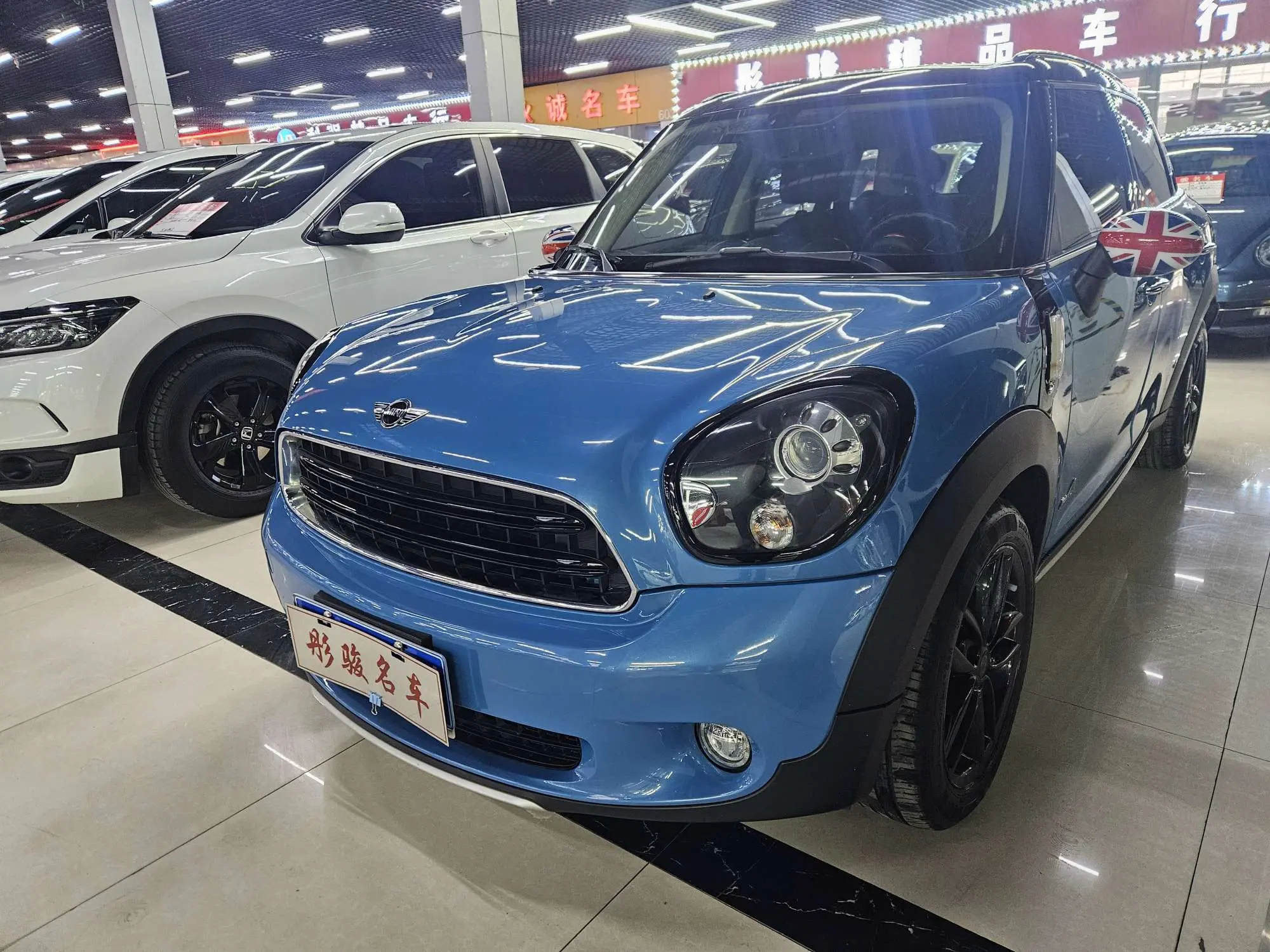 MINI COUNTRYMAN  из Китая