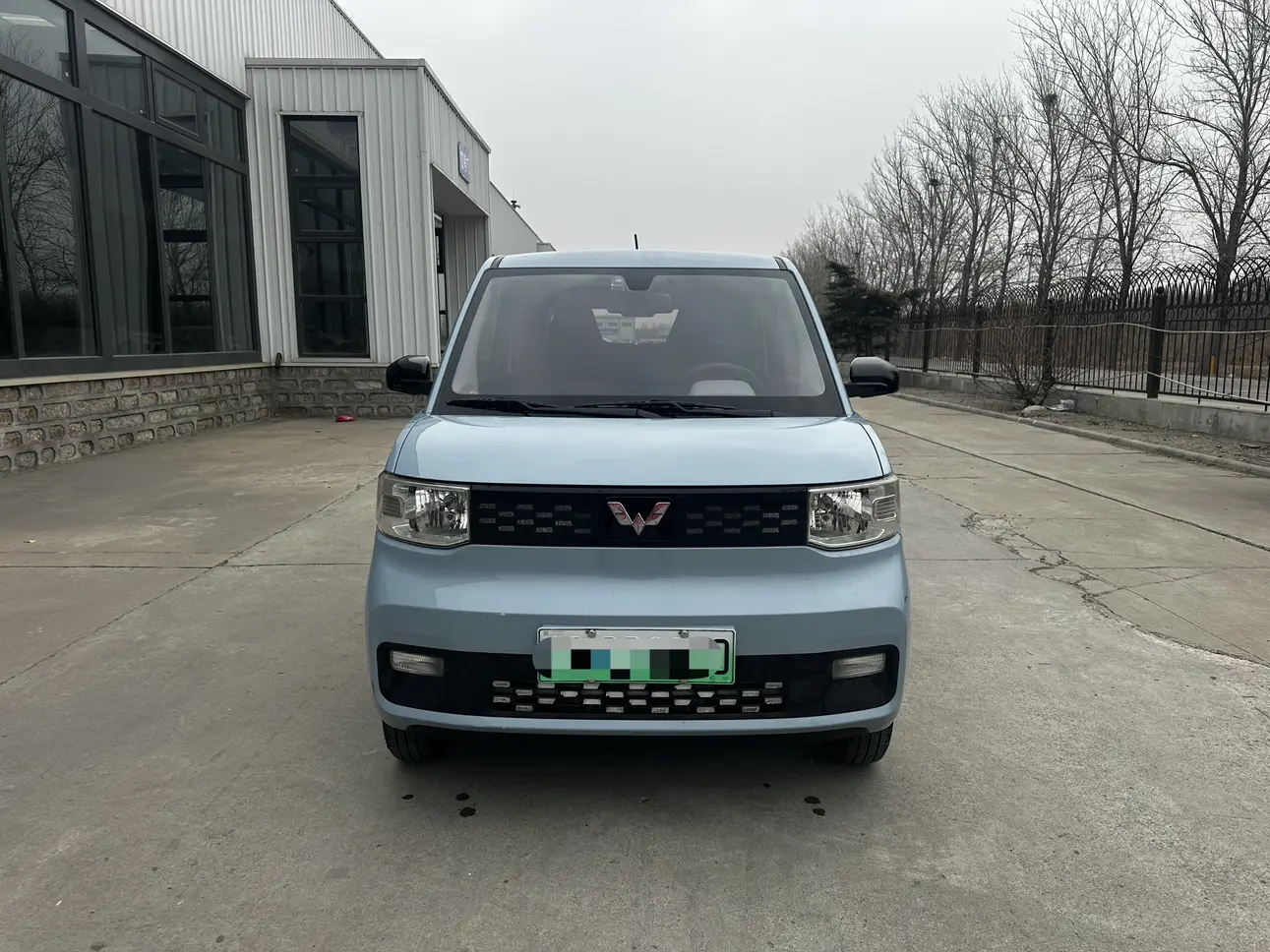 Wuling Hongguang MINIEV  из Китая