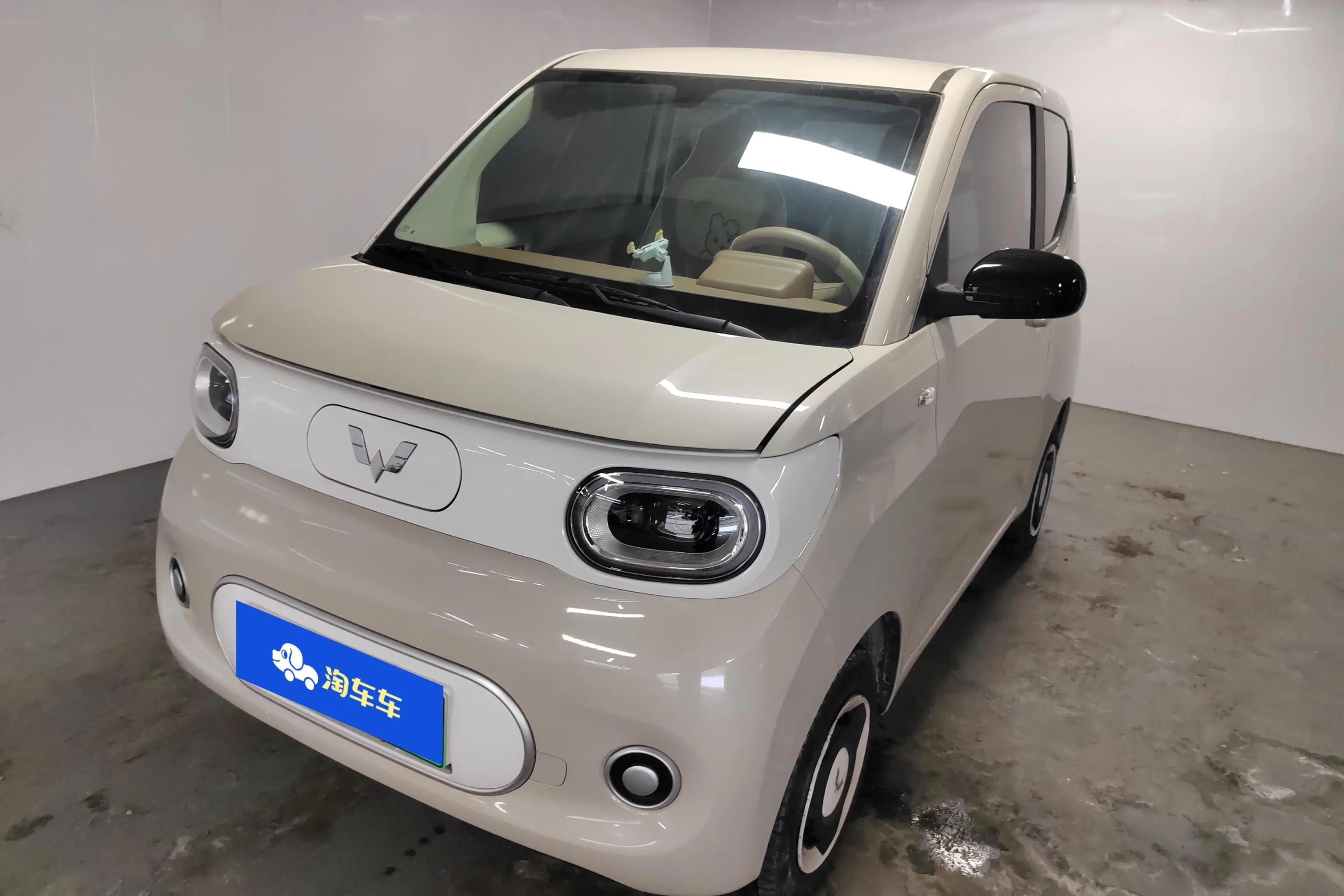 Wuling Hongguang MINIEV  из Китая
