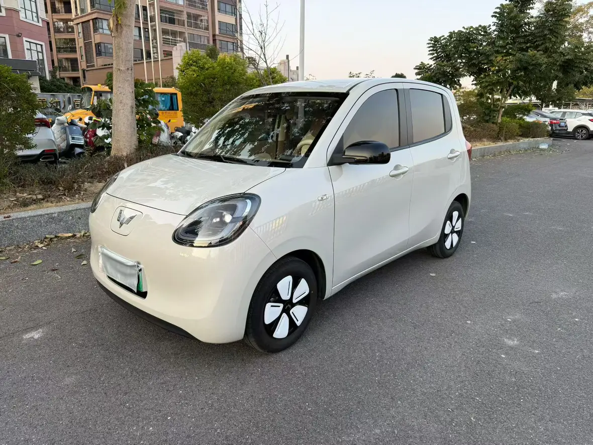 Wuling Hongguang MINIEV  из Китая
