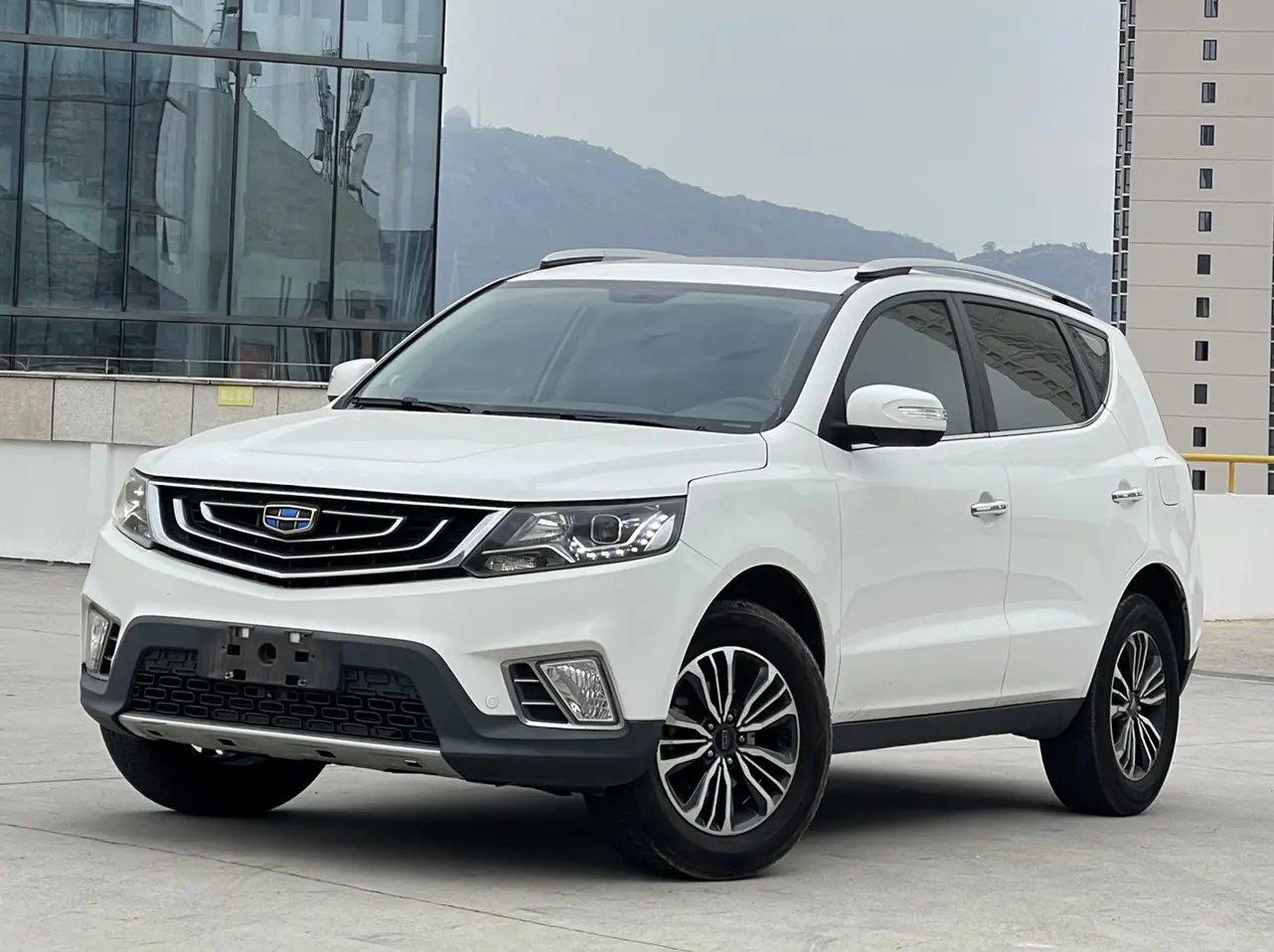 Geely Vision X6  из Китая