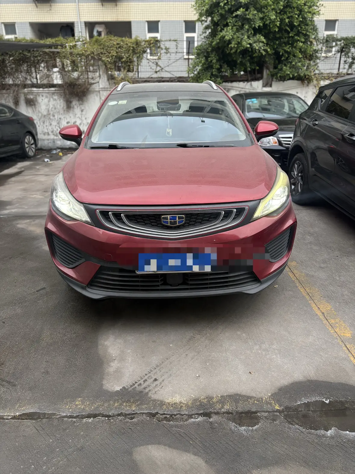 Geely Emgrand GS  из Китая