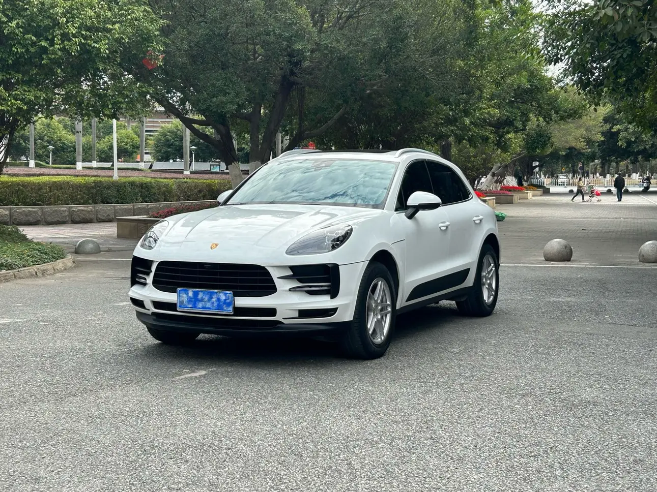 Porsche Macan  из Китая