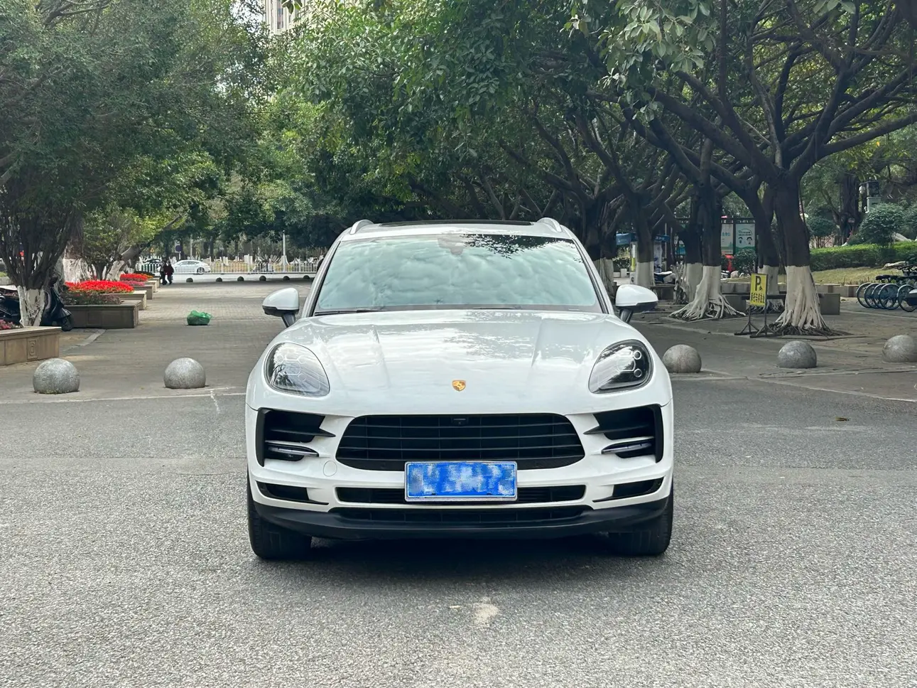 Porsche Macan  из Китая