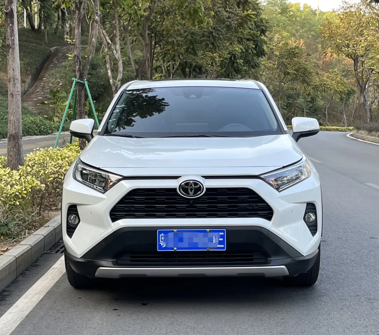 Toyota RAV4  из Китая