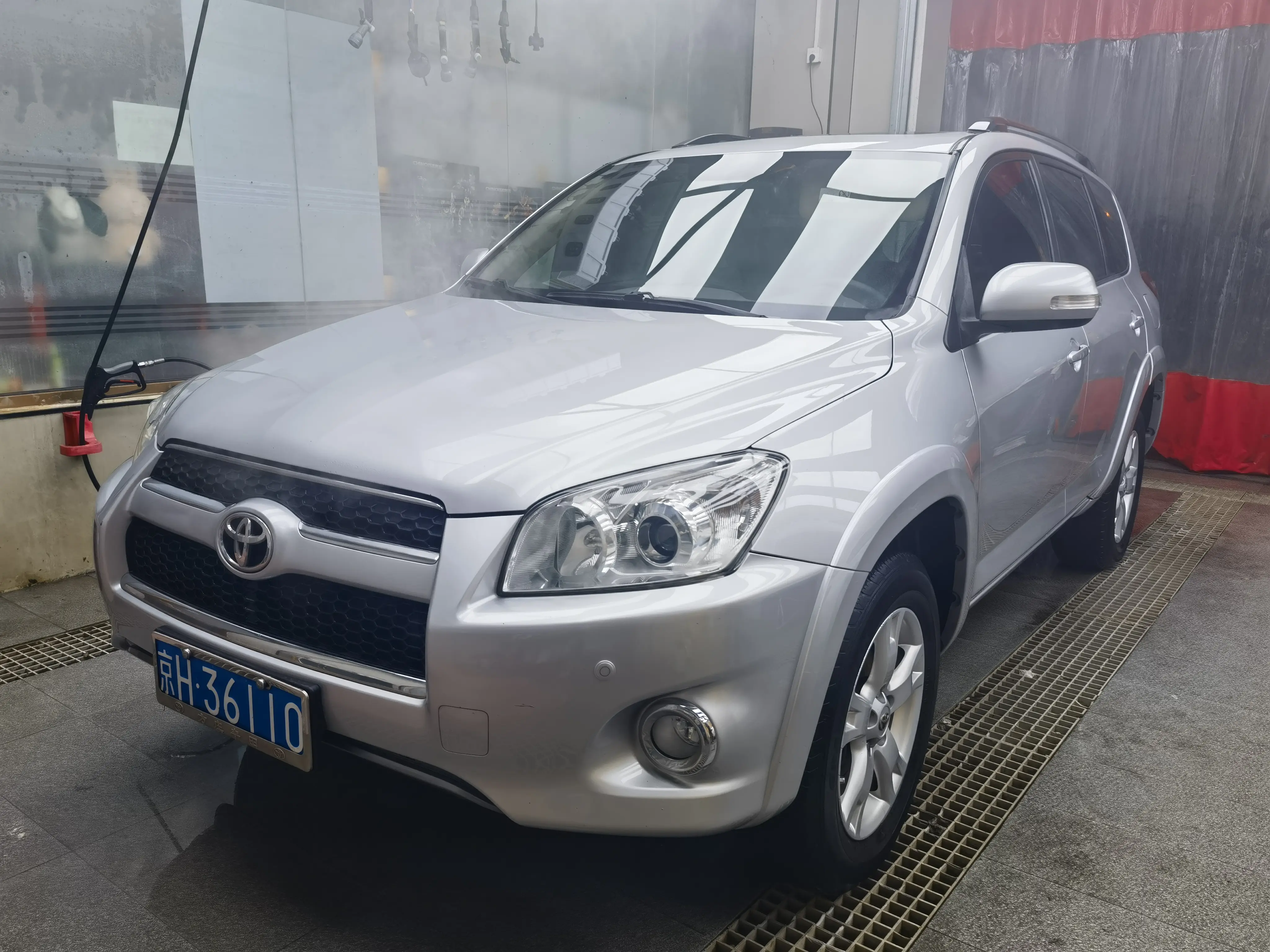 Toyota RAV4  из Китая