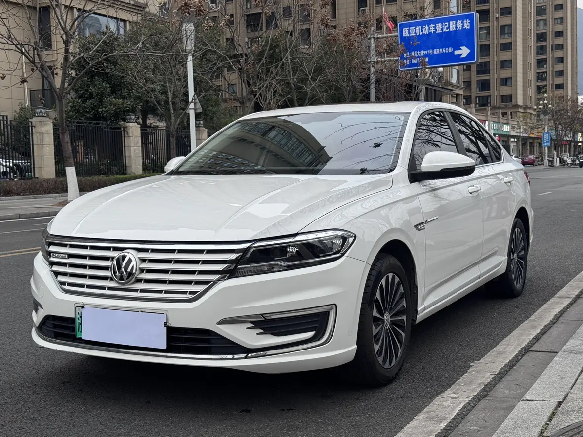 Volkswagen Lavida pure electric  из Китая