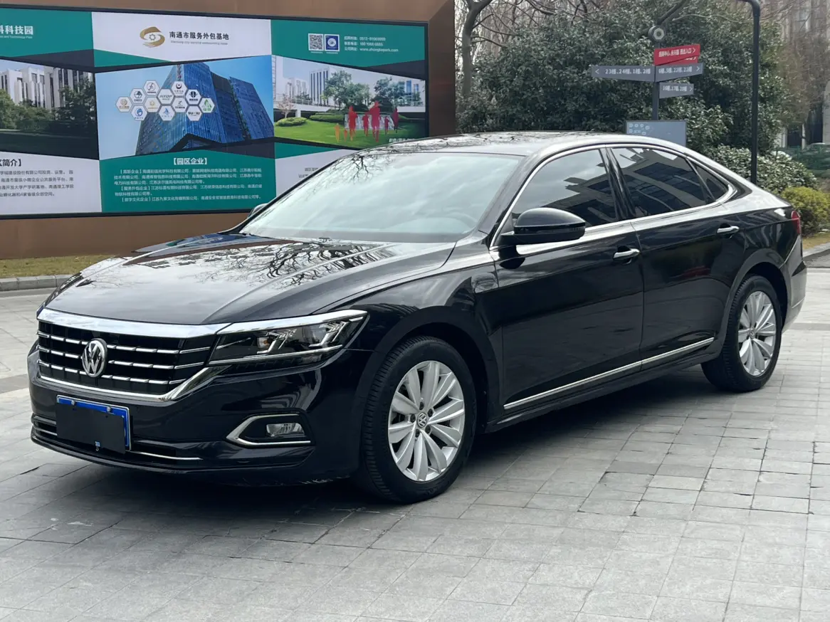 Volkswagen Passat  из Китая