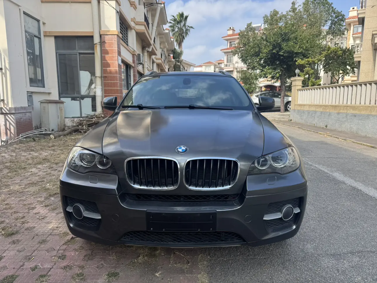 BMW X6  из Китая