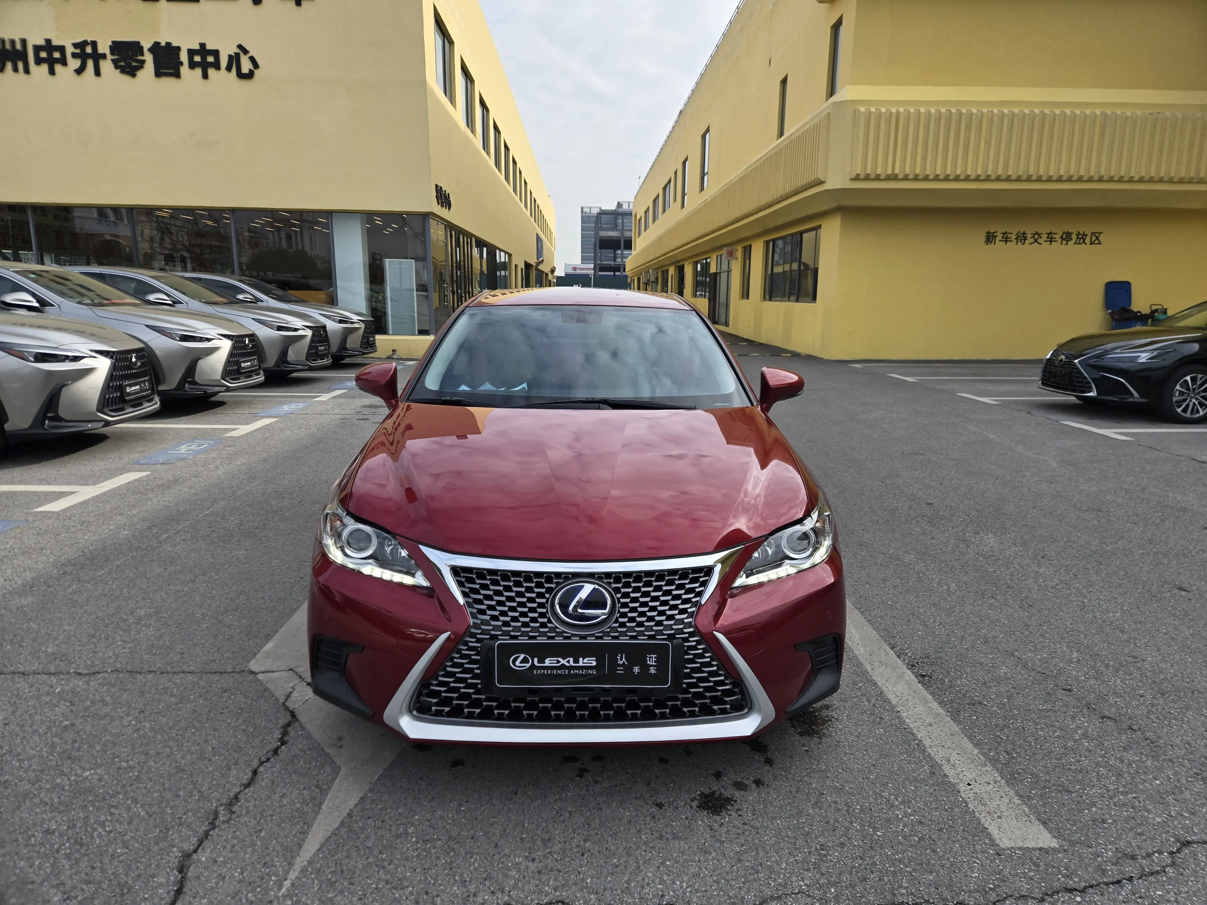 Lexus CT  из Китая