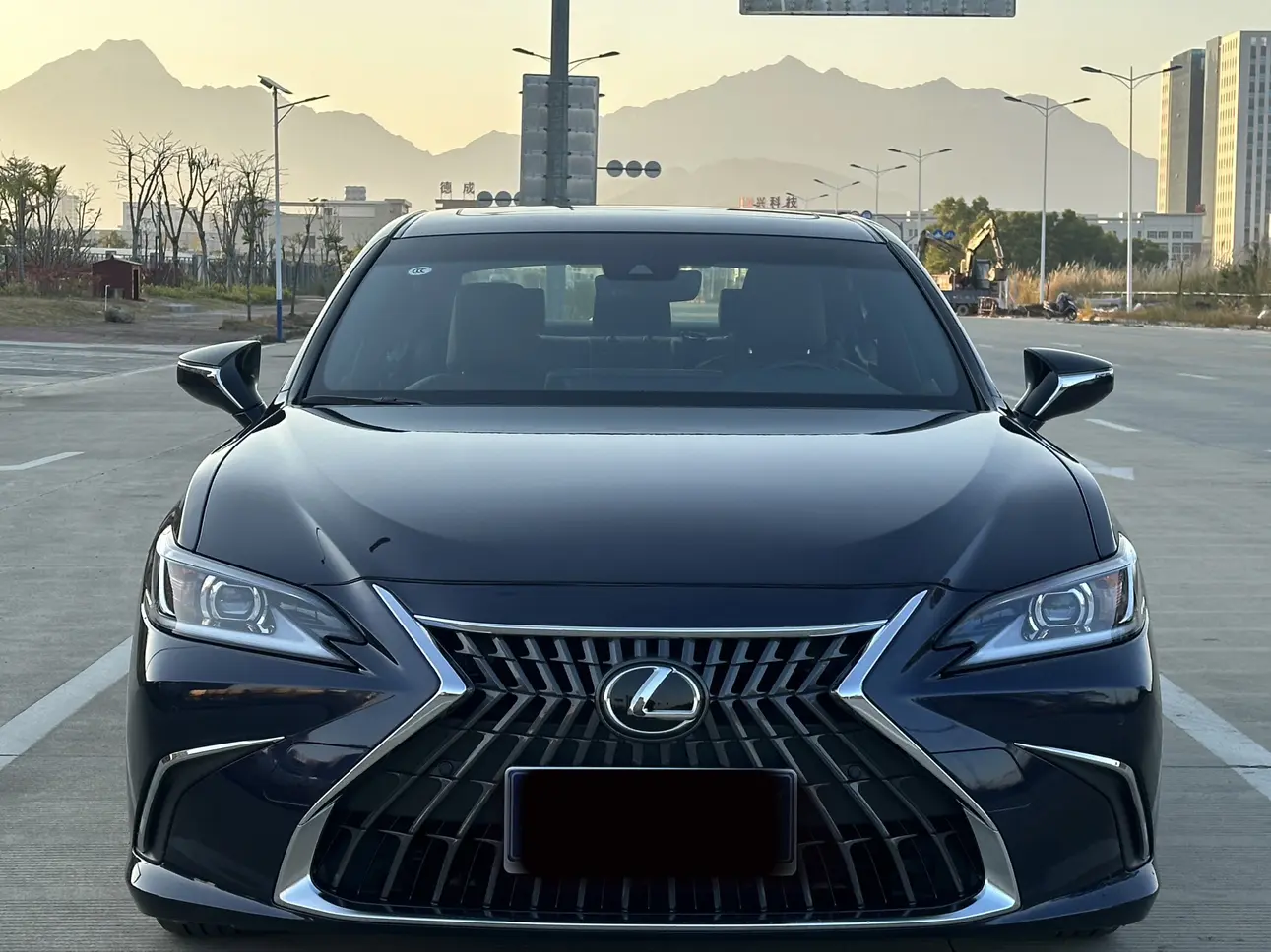 Lexus ES