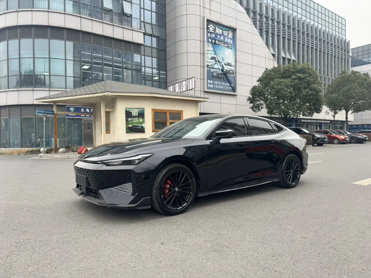 Changan UNI-V  из Китая
