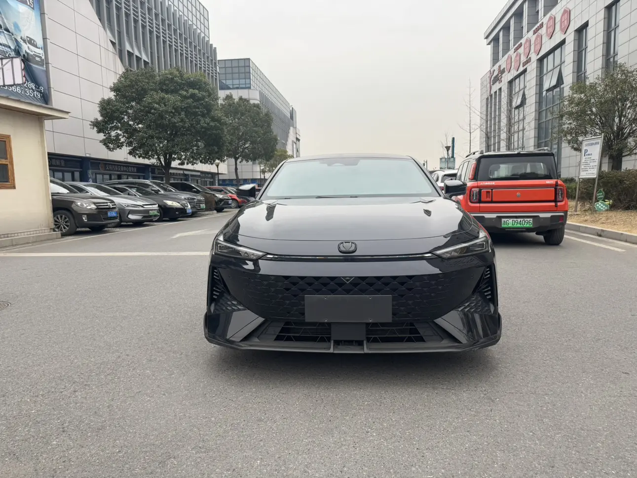 Changan UNI-V  из Китая