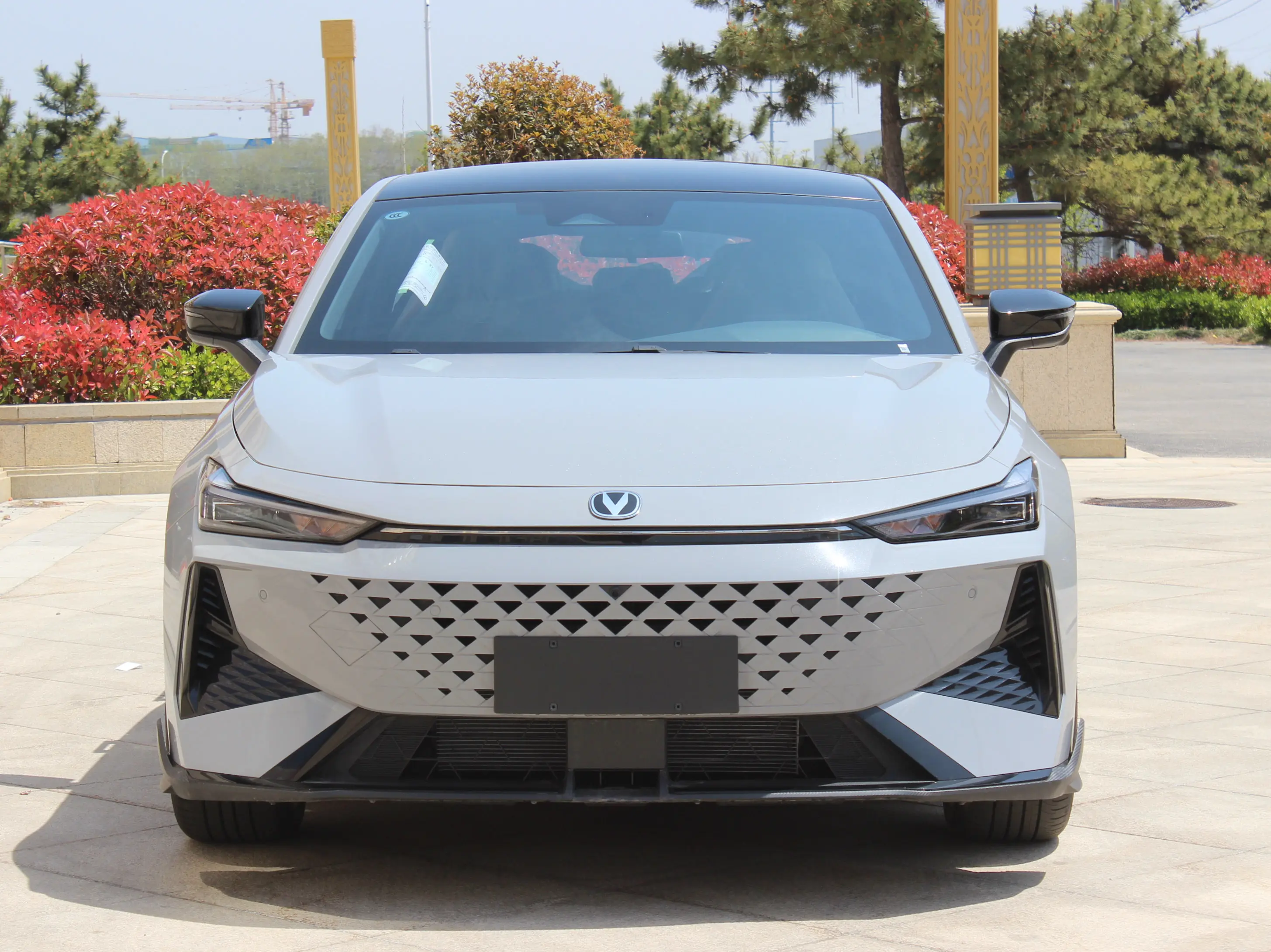 Changan UNI-V  из Китая