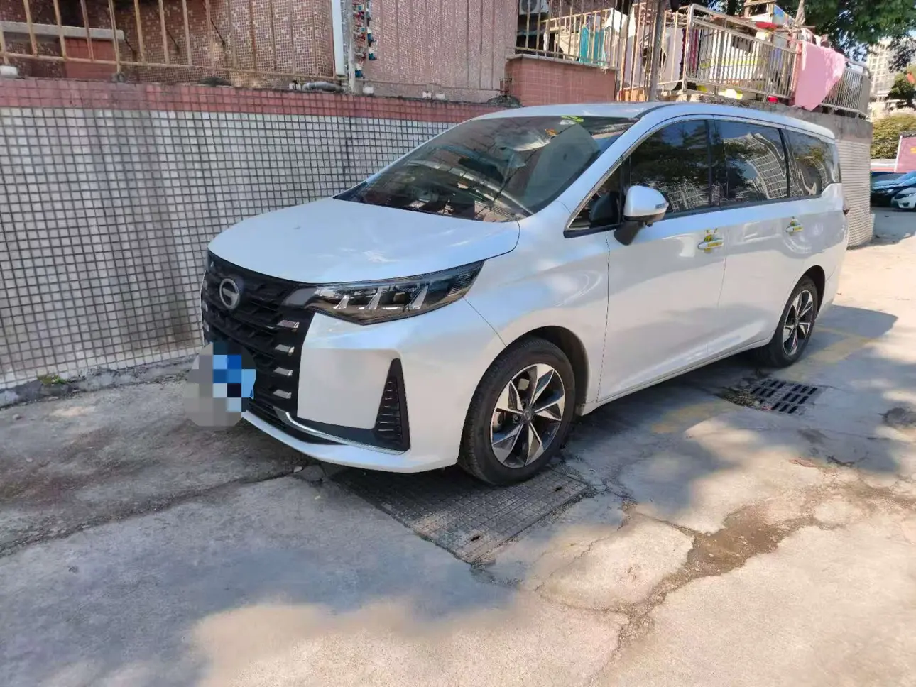 GAC Trumpchi M6  из Китая