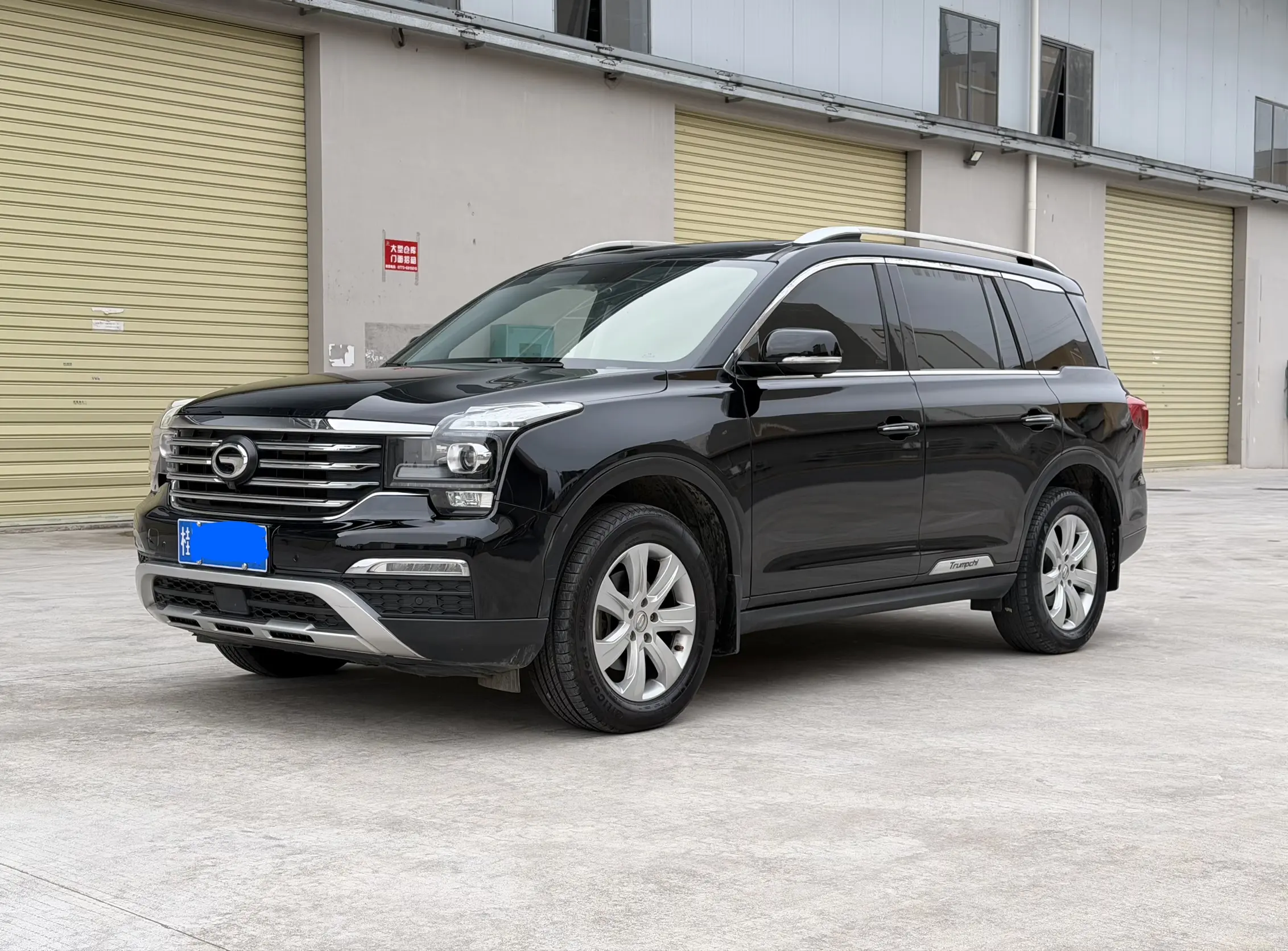 GAC Trumpchi GS8  из Китая