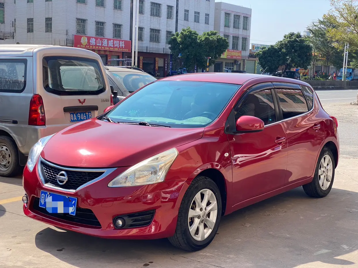 Nissan Tiida  из Китая