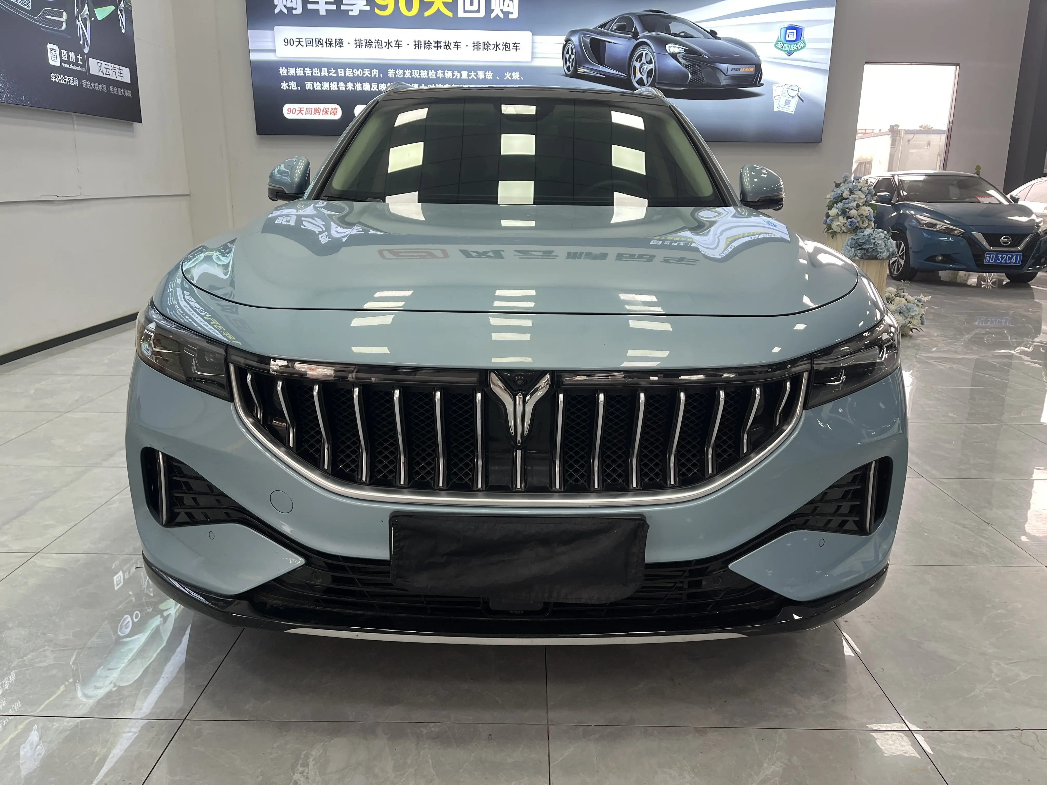 Voyah Lantu FREE  из Китая