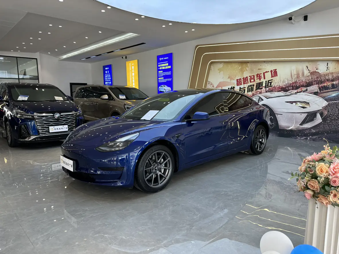 Tesla Model 3  из Китая