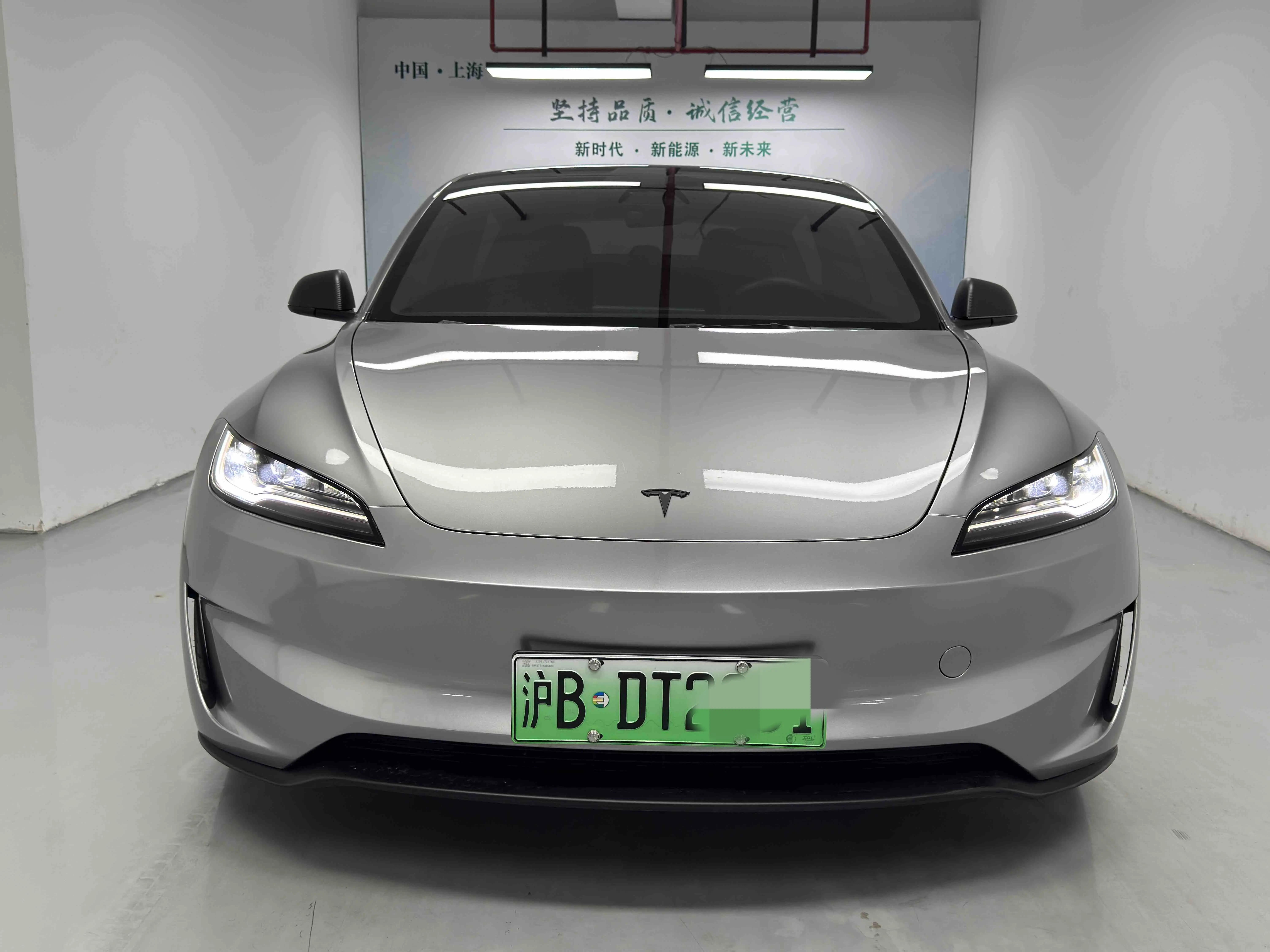 Tesla Model 3  из Китая