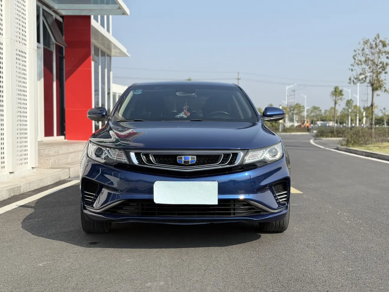 Geely Emgrand GL  из Китая