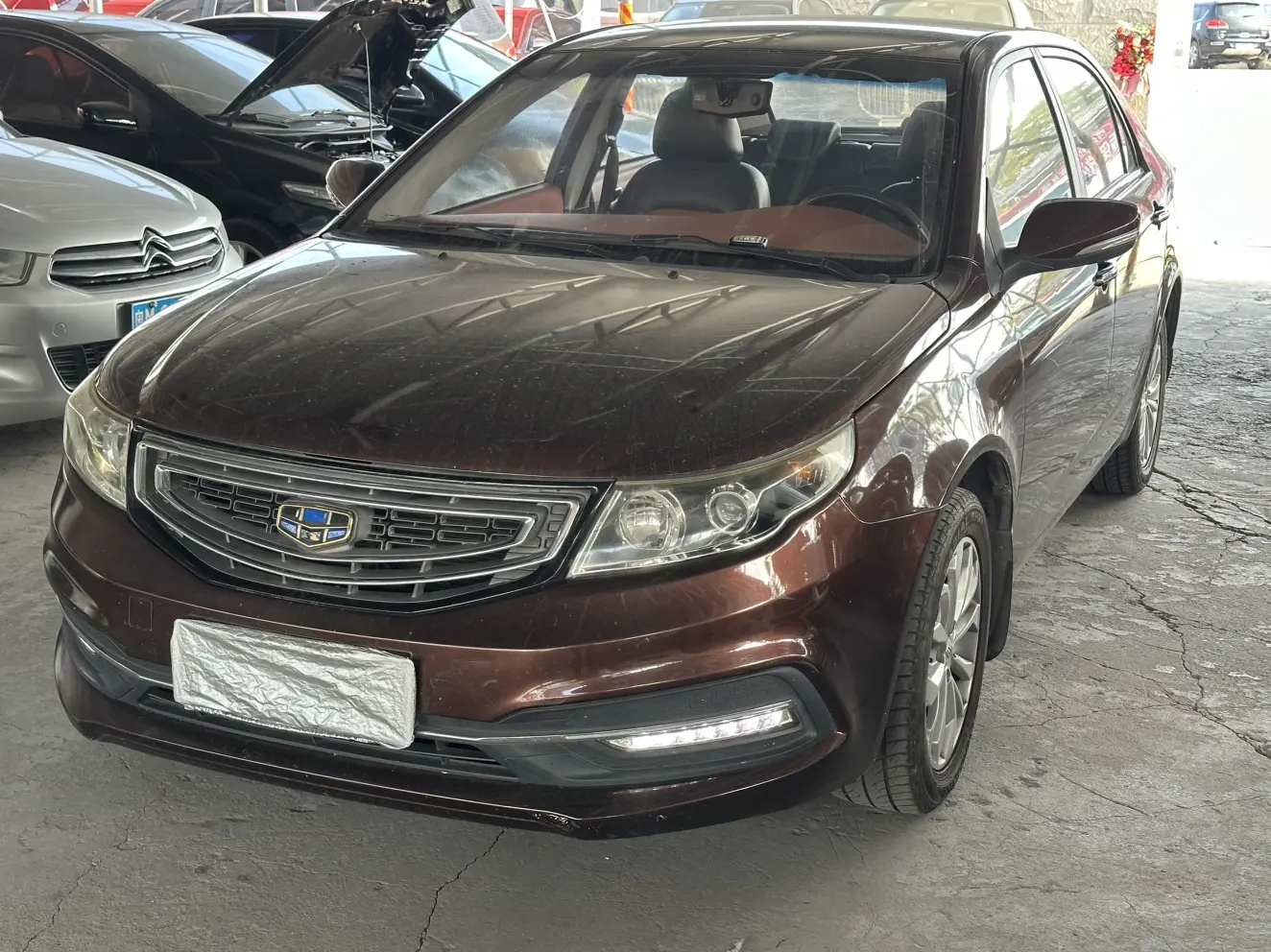 Geely Vision  из Китая