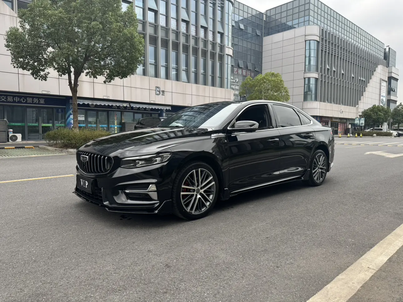Geely Xing Rui  из Китая