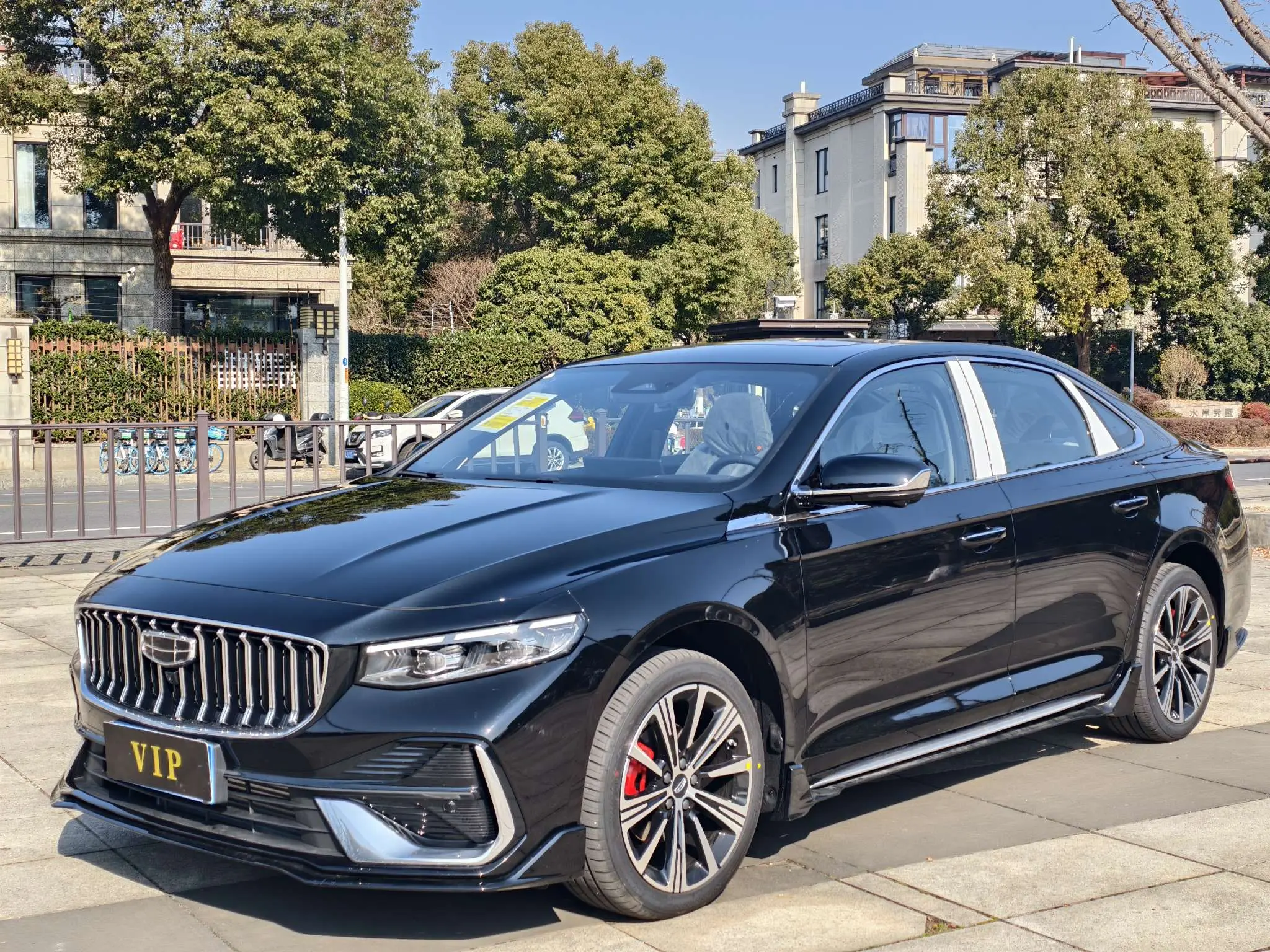 Geely Xing Rui  из Китая