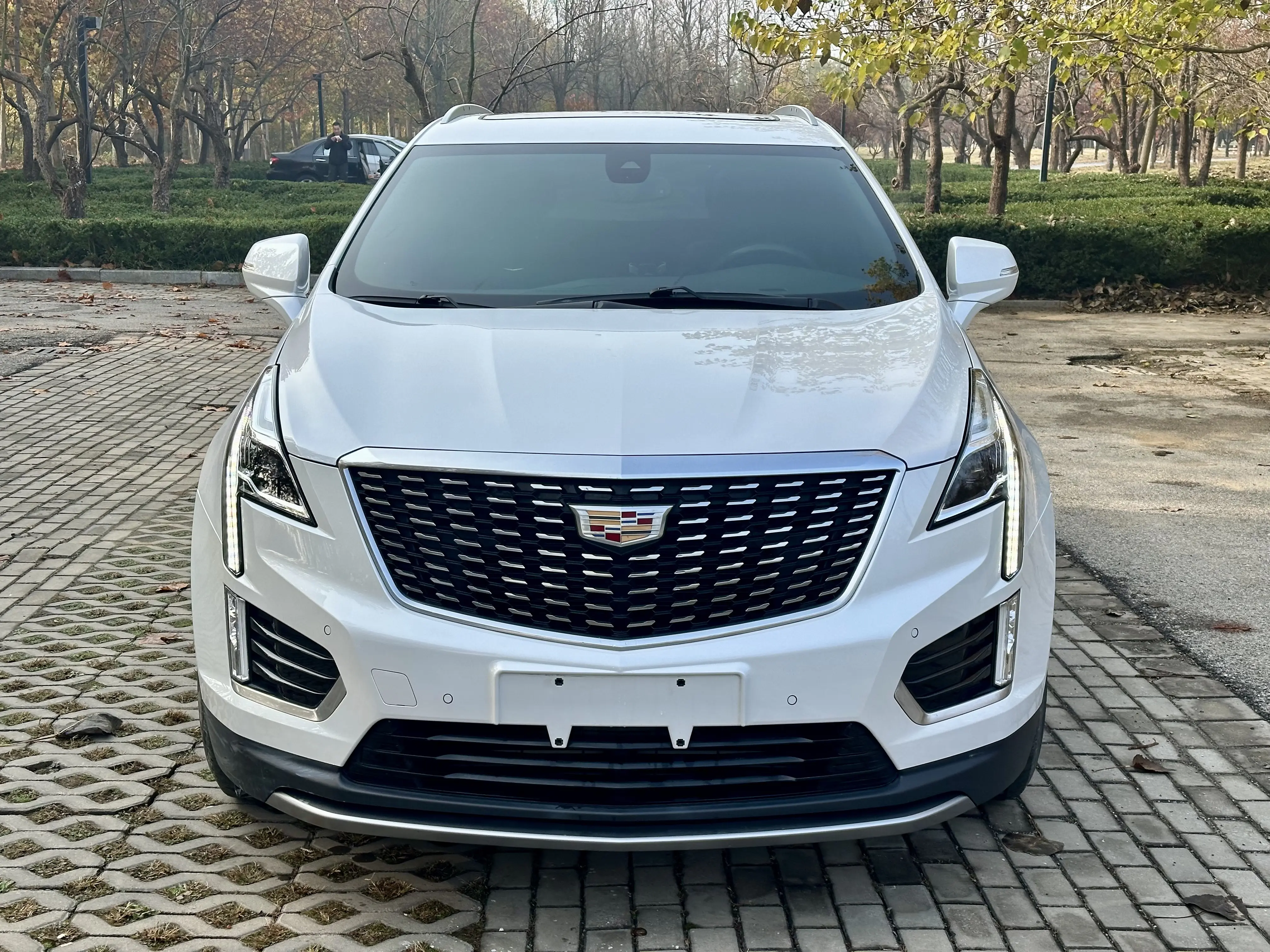 Cadillac XT5  из Китая