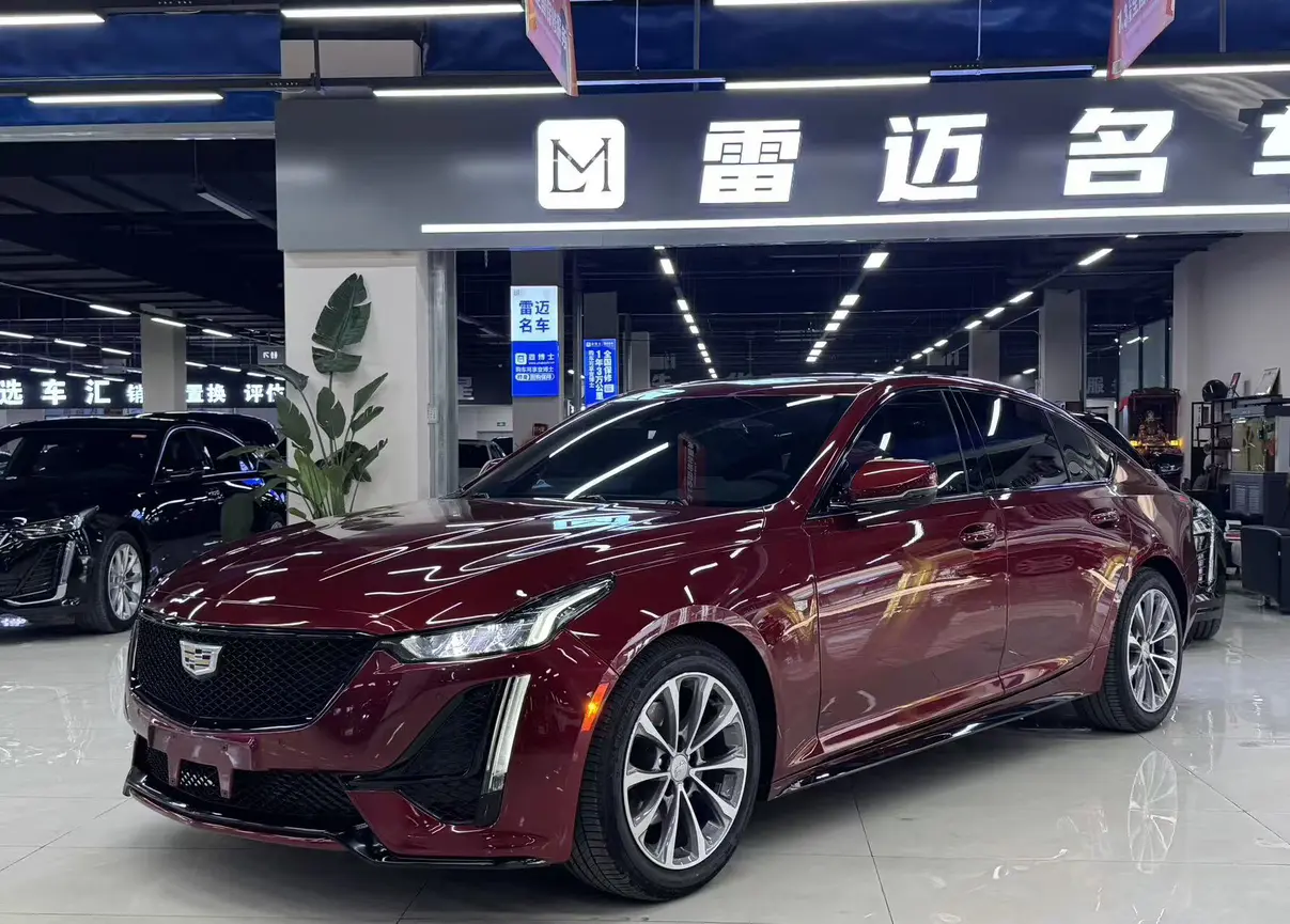 Cadillac CT5  из Китая