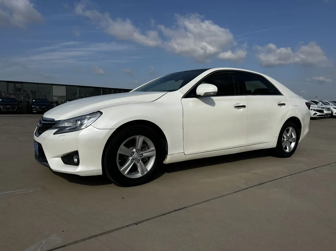 Toyota Ruizhi  из Китая