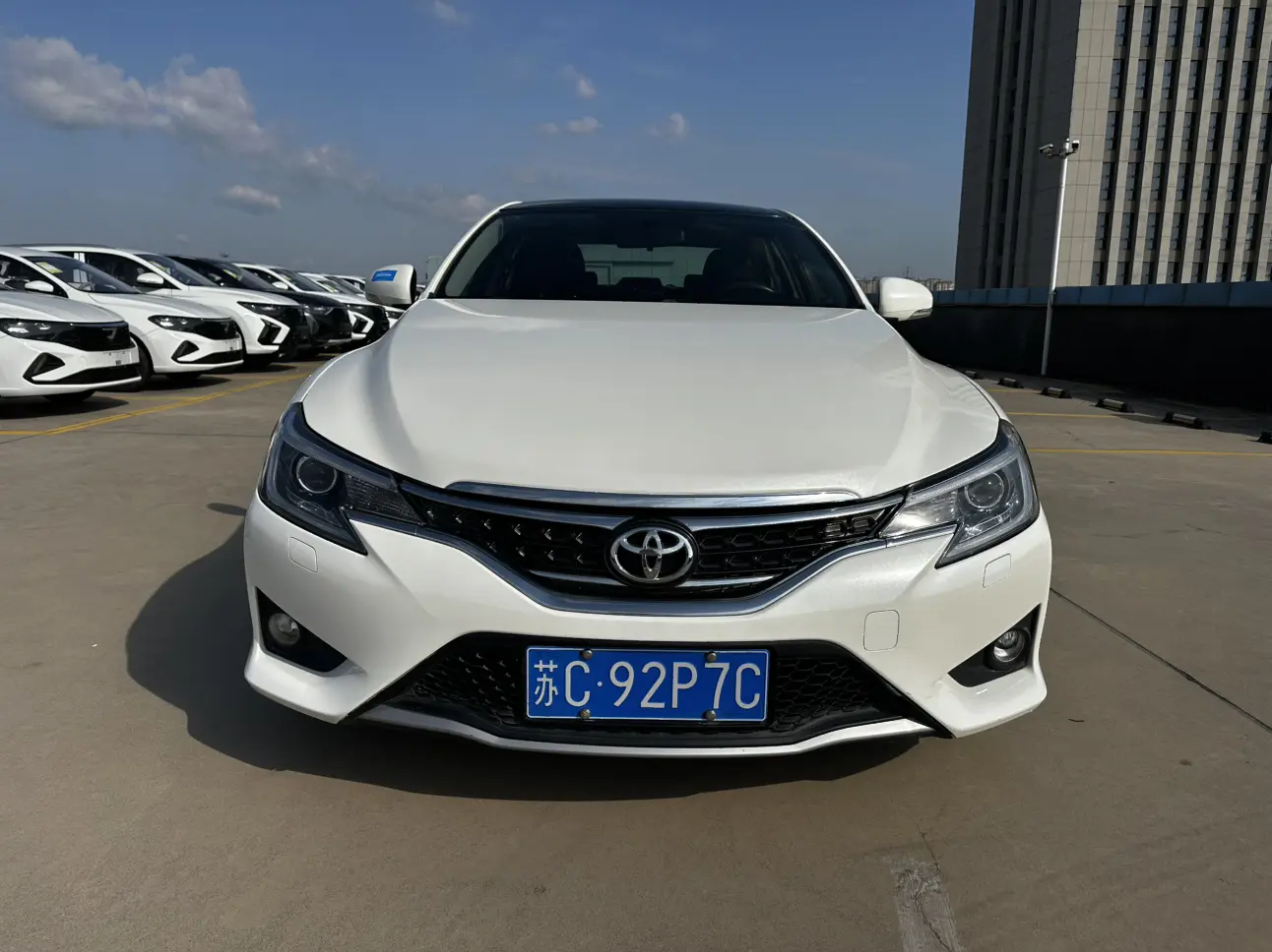 Toyota Ruizhi  из Китая