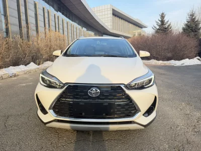 Toyota Yaris L