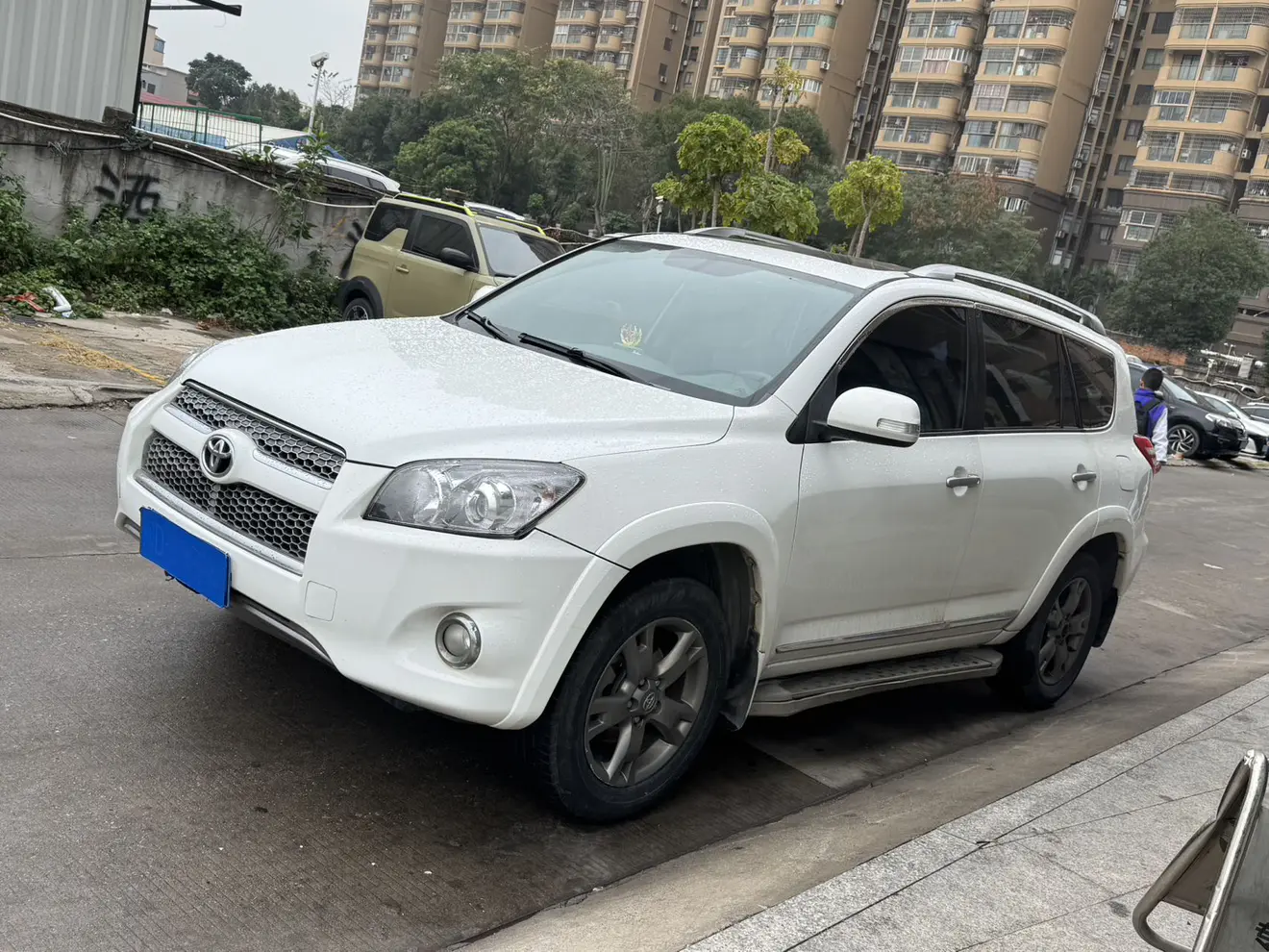 Toyota RAV4  из Китая