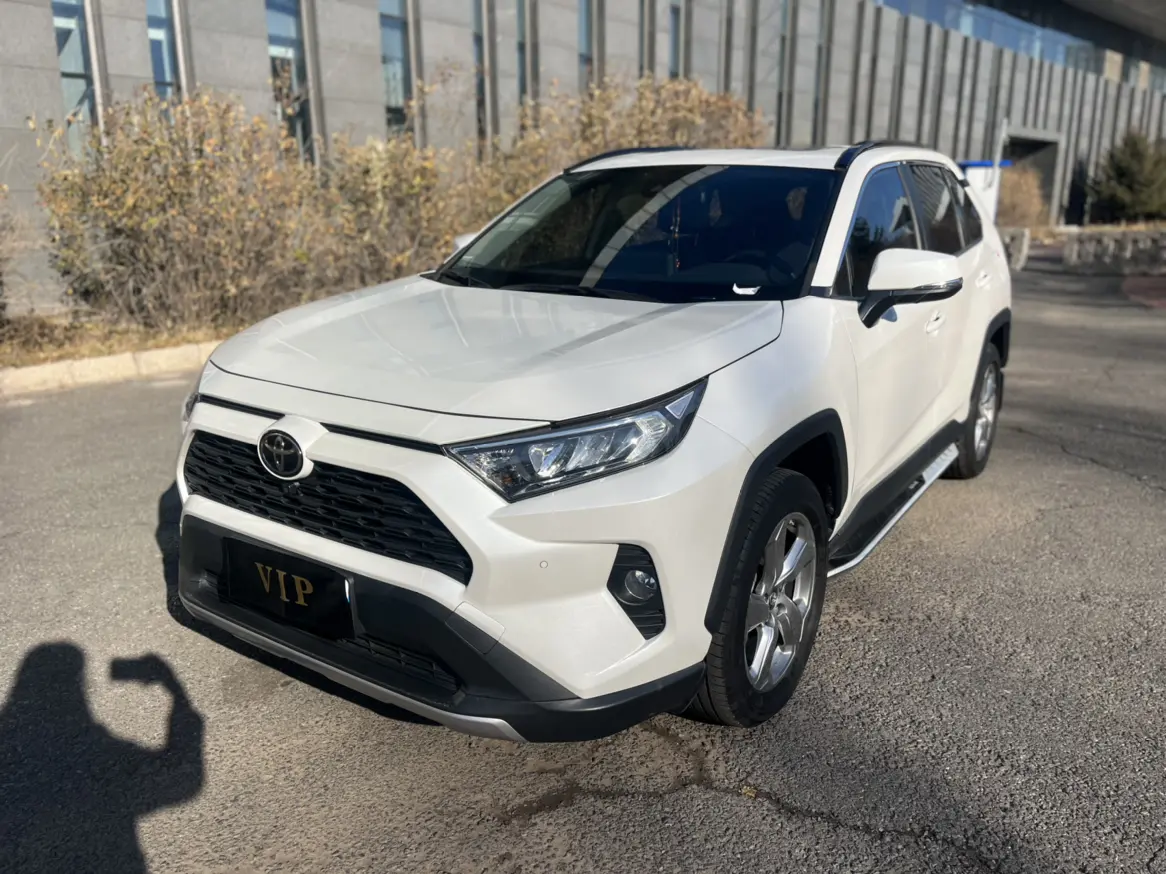 Toyota RAV4  из Китая