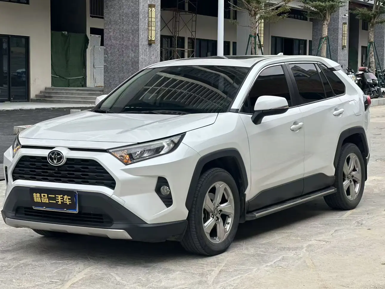 Toyota RAV4  из Китая
