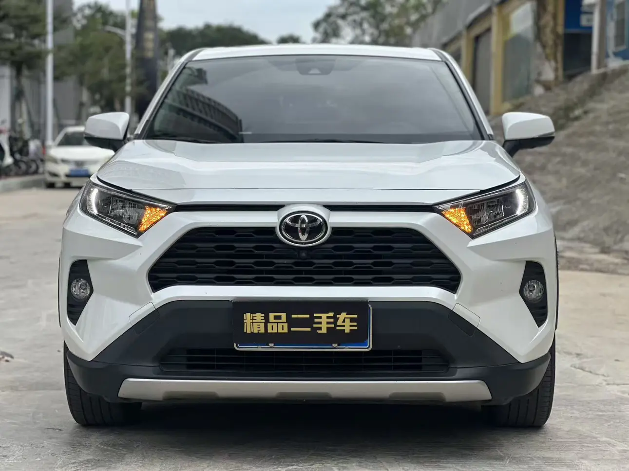 Toyota RAV4  из Китая